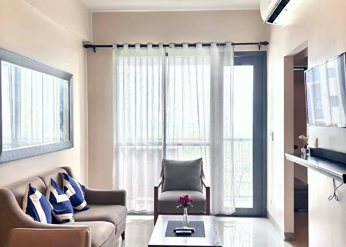 Apartment One Manchester Place Staycation Punta Engano (Mactan)